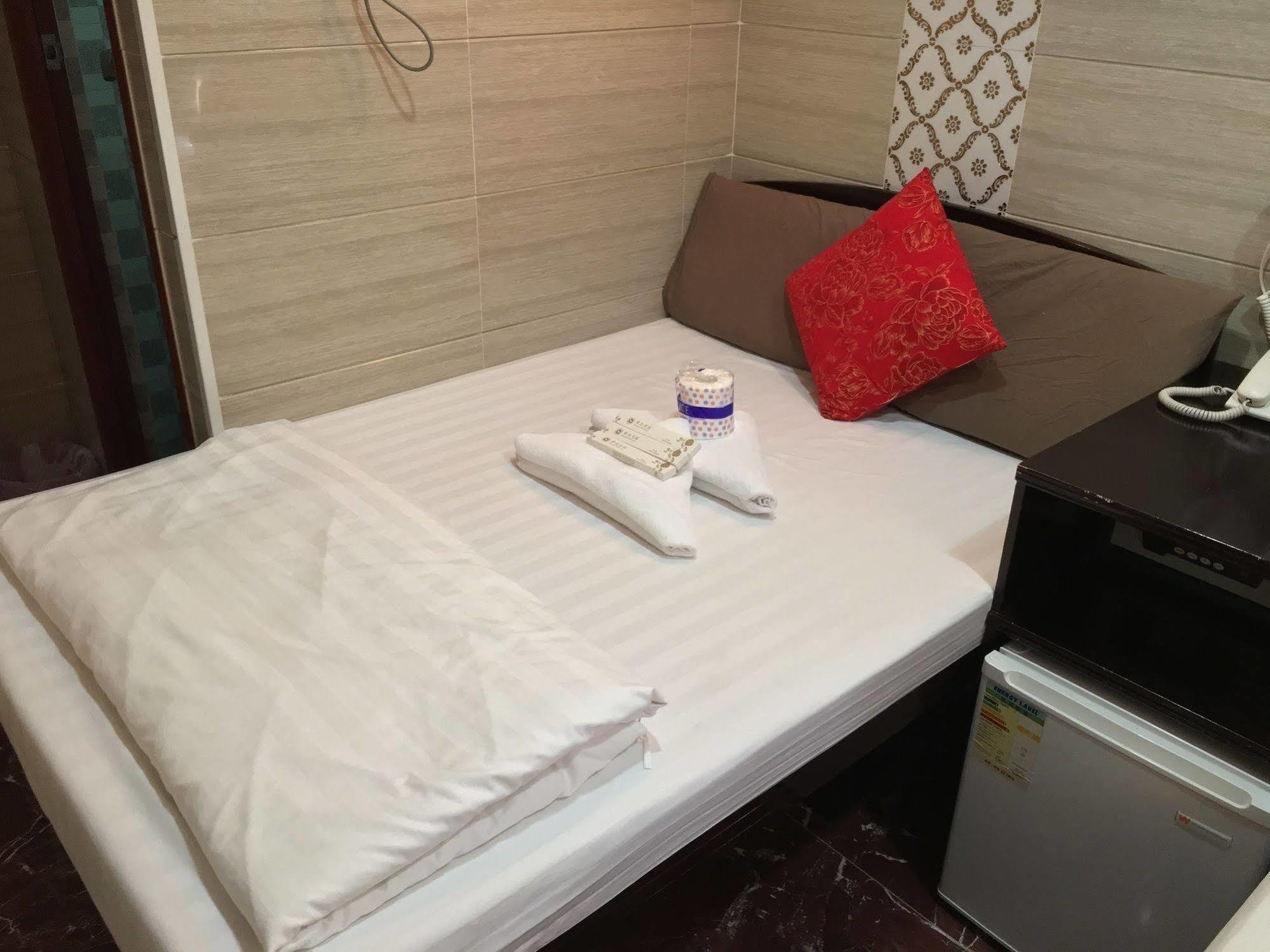 הונג קונג Everest Base Camp Hostel מראה חיצוני תמונה