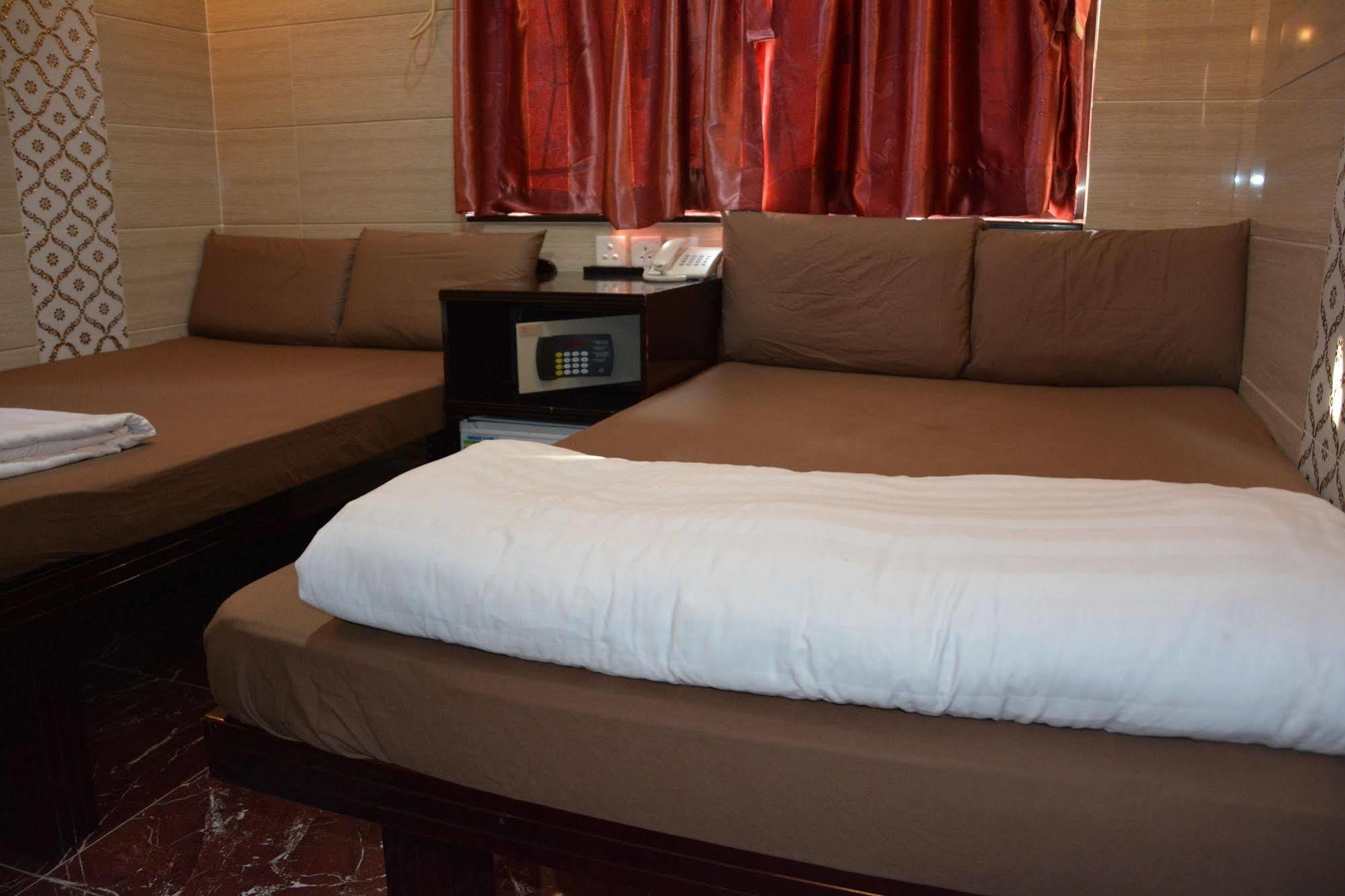 הונג קונג Everest Base Camp Hostel מראה חיצוני תמונה
