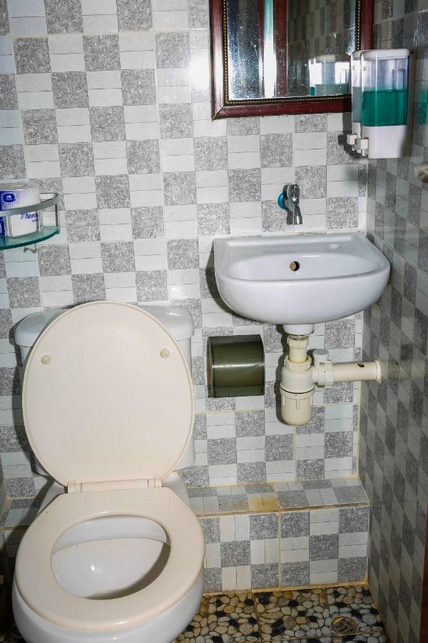 הונג קונג Everest Base Camp Hostel מראה חיצוני תמונה